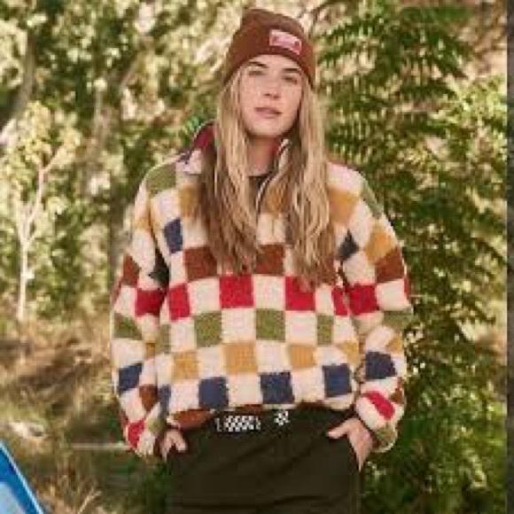 The Great + Eddie Bauer Colorful Checkered Sherpa Pullover - Picture 5 of 7